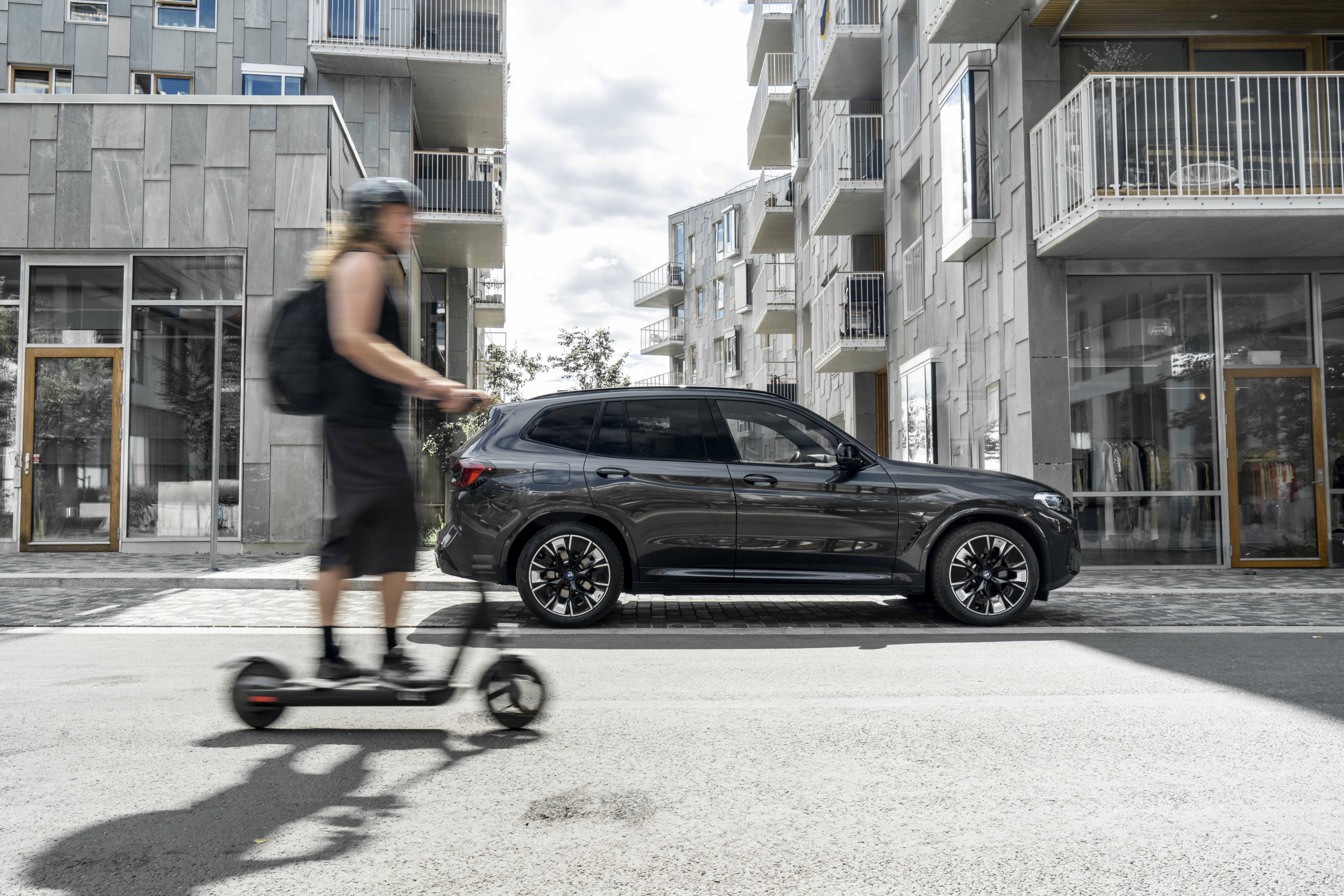 BMW IX3 BILIA_02