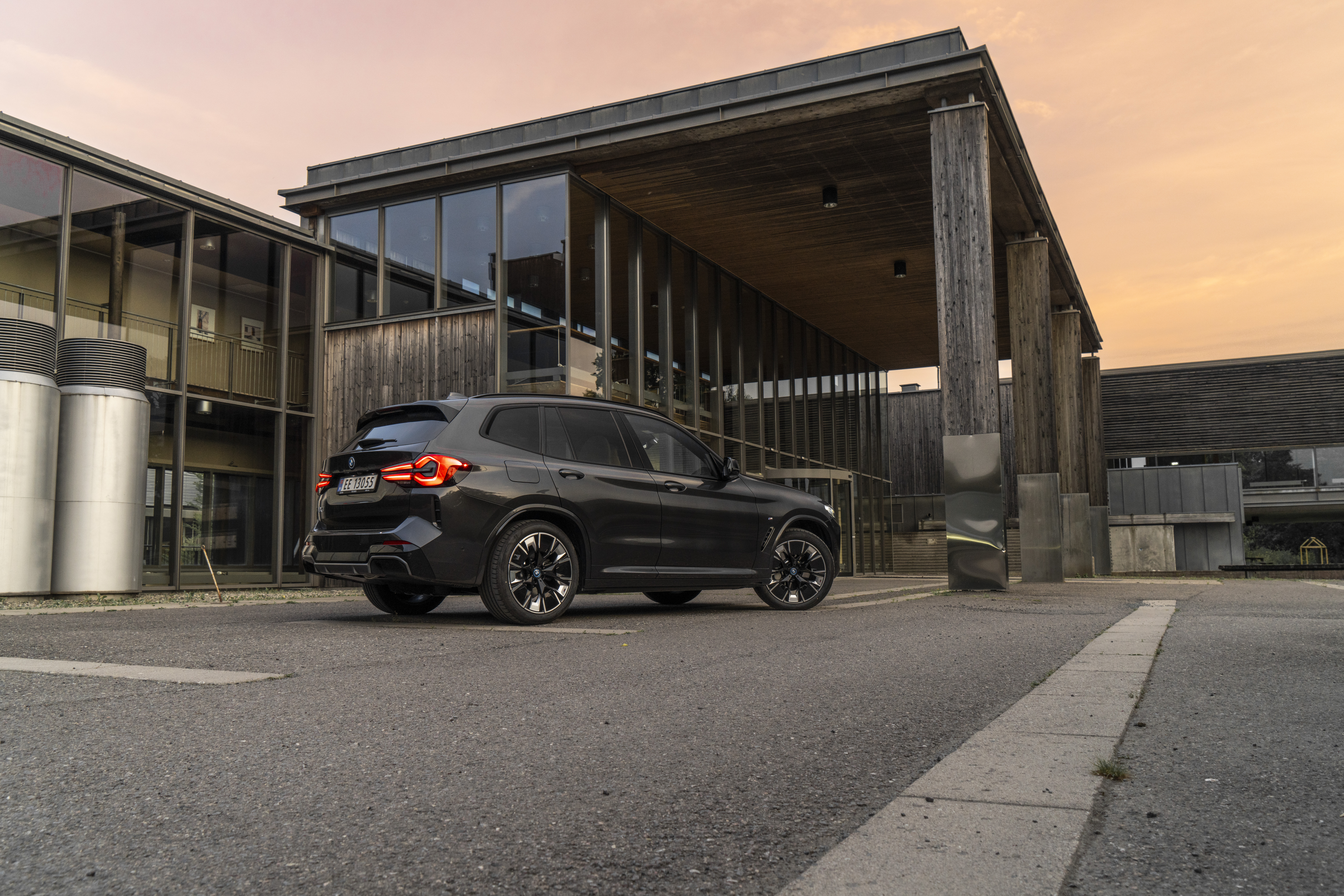 BMW IX3 BILIA_09