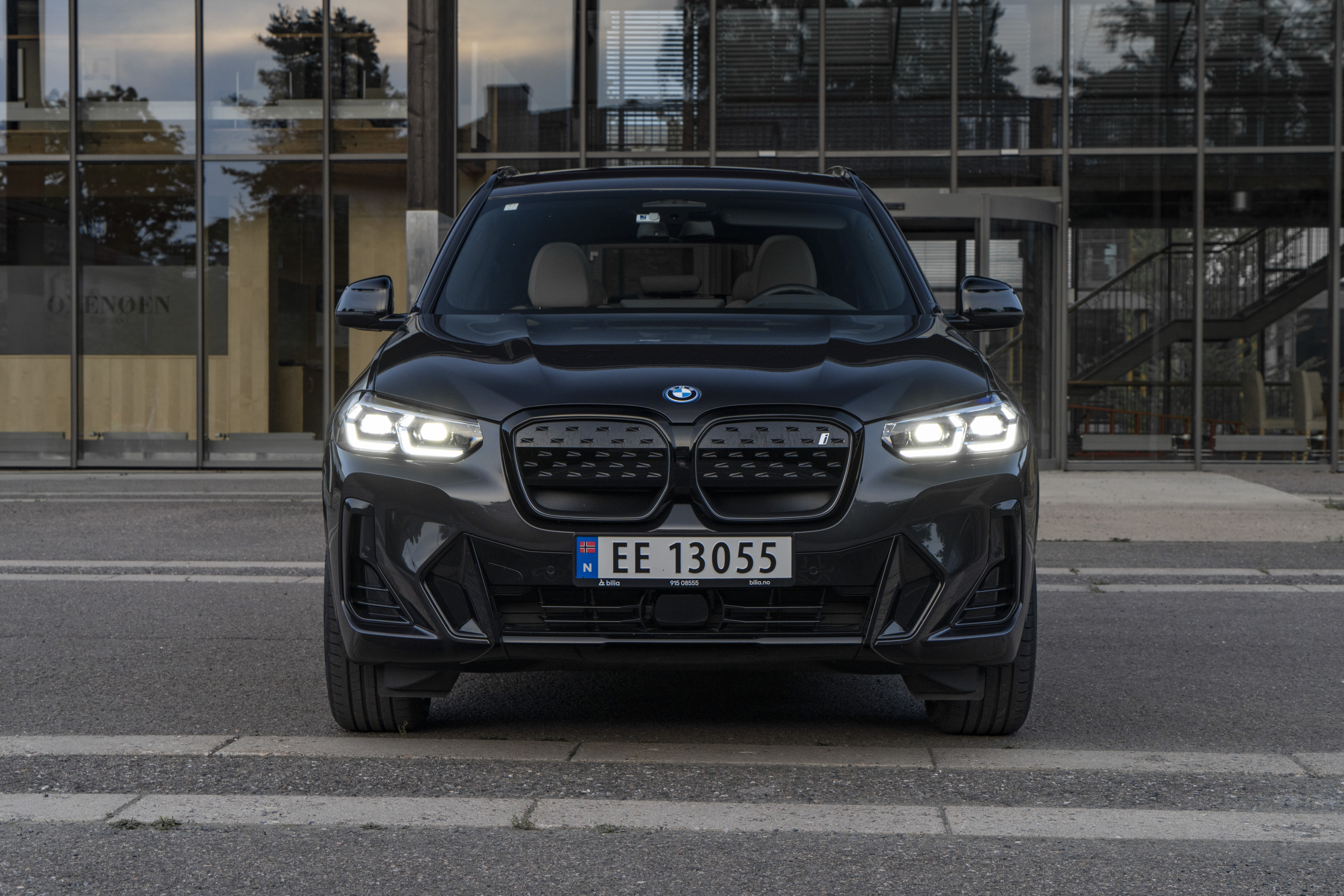 BMW IX3 BILIA_13