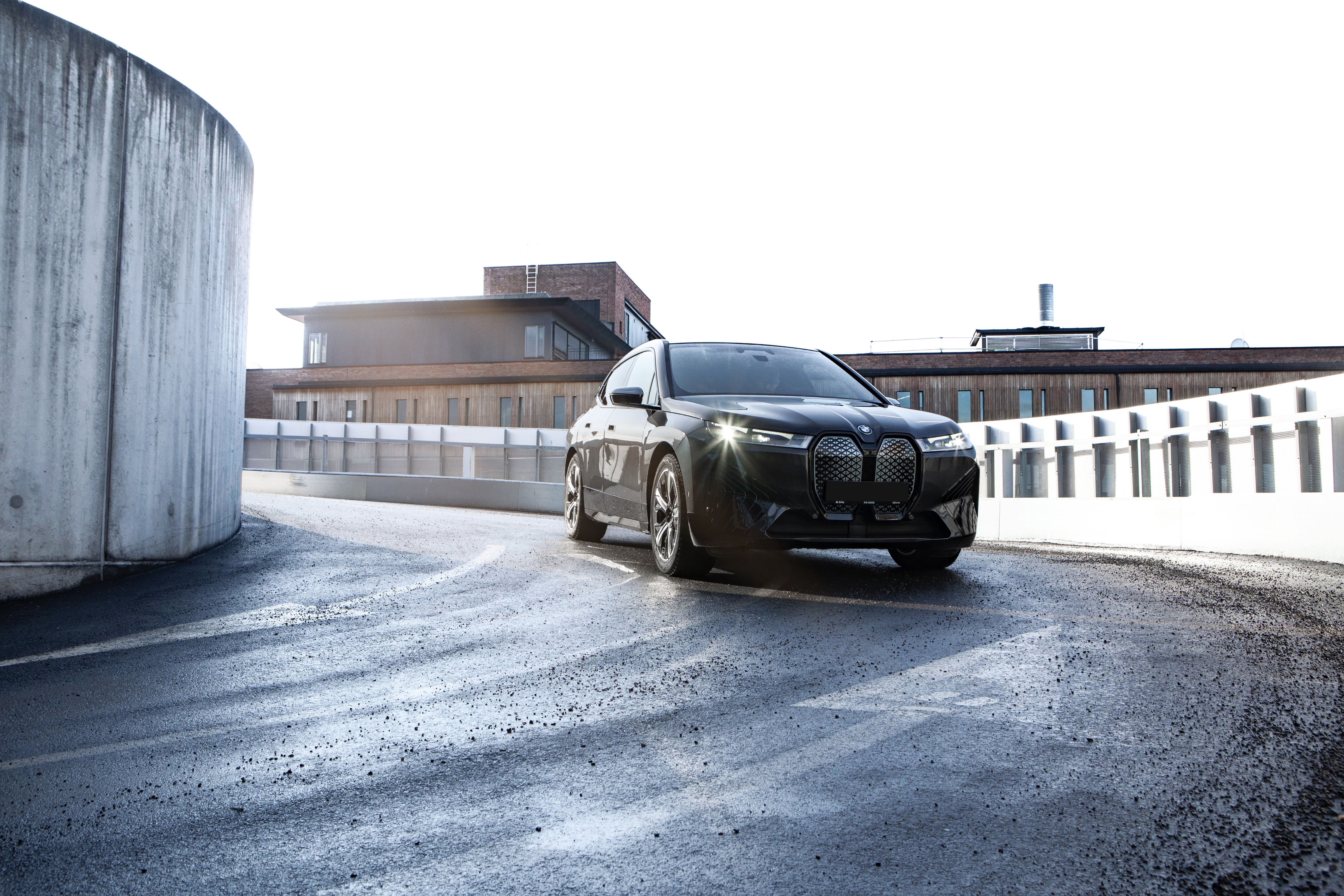 BMW IX50_01