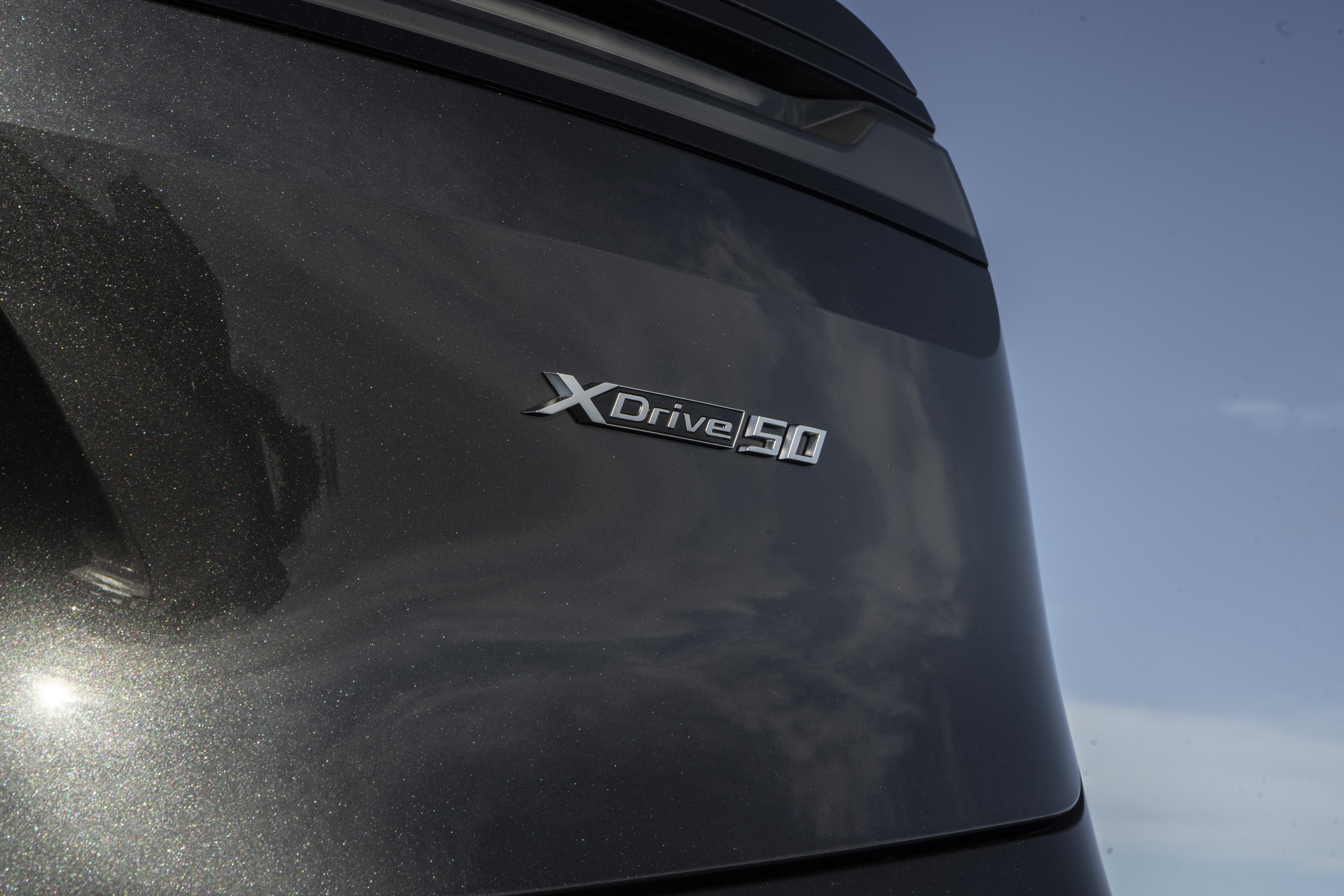 BMW IX50_09